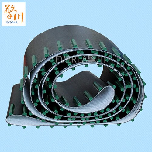 黑色PVC输送带加导条：药品输